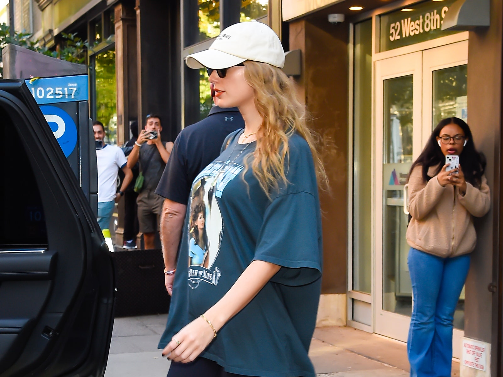 Taylor Swift Stepped Out in a Sick New Balance Collab